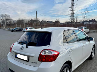 Toyota Auris foto 4