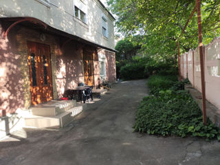 Ialoveni, Danceni, casa de locuit in 2 nivele cu posibilitate pentru 2 familii. Totul separat. foto 10