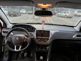 Peugeot 2008 foto 10