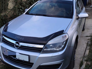 Opel Astra foto 1