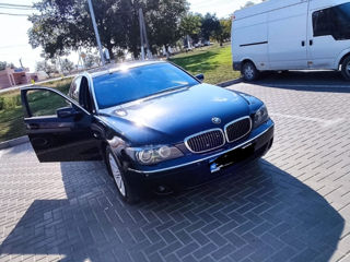 BMW 7 Series foto 8