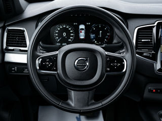 Volvo XC90 foto 10