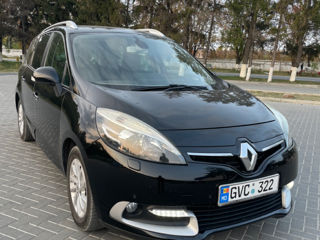 Renault Grand Scenic foto 2