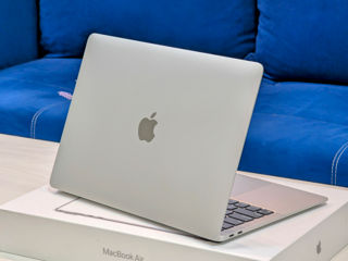 MacBook Air Retina 2022 (Apple M1/16Gb Ram/256Gb SSD/13.3" Retina) foto 7