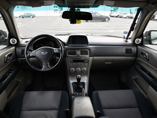 Subaru Forester foto 4