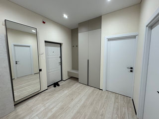 Apartament cu 2 camere, 74 m², Buiucani, Chișinău foto 3