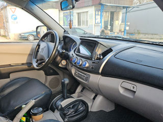 Mitsubishi L200 foto 6