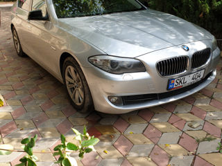 BMW 5 Series foto 3