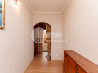 Apartament cu 3 camere, 72 m², Botanica, Chișinău foto 8