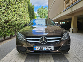 Mercedes C-Class foto 4