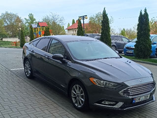 Ford Fusion foto 3