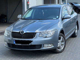 Skoda Superb foto 1