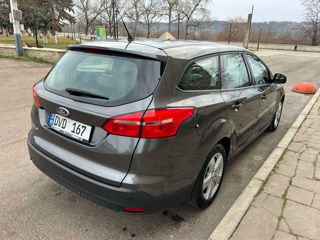 Ford Focus foto 6