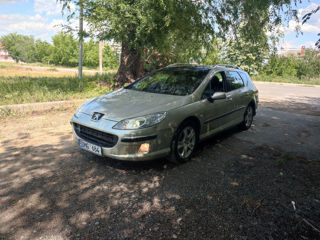 Peugeot 407 foto 2