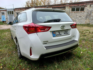 Toyota Auris foto 7