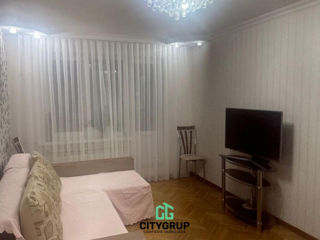 Apartament cu 2 camere, 56 m², Botanica, Chișinău foto 2