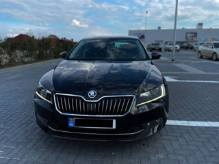 Skoda Superb foto 4