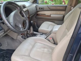 Nissan Patrol foto 6