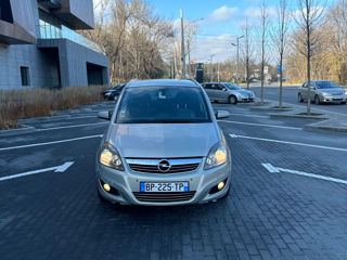 Opel Zafira foto 5