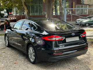 Ford Fusion foto 6