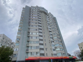 2-х комнатная квартира, 92 м², Центр, Кишинёв