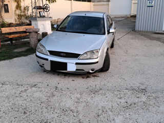 Ford Mondeo foto 3