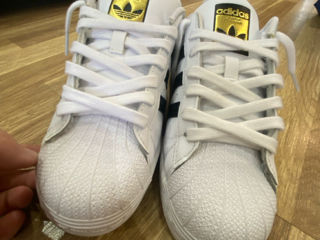 Adidas superstar white foto 1