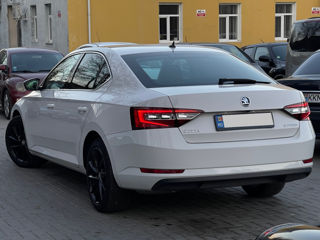 Skoda Superb foto 5