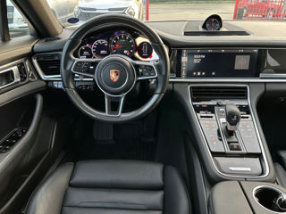 Porsche Panamera foto 8