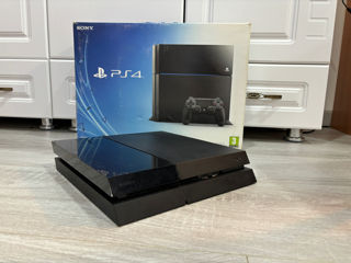 PlayStation 4 2TB