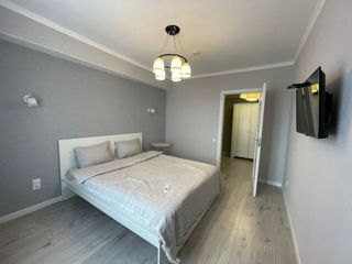 Apartament cu 2 camere, 43 m², Centru, Chișinău foto 2