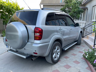 Toyota Rav 4 foto 5