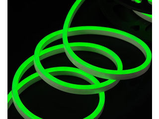 Bandă LED Neon Culoarea verde de 5 metri Bandă Flexibilă Neon    Bandă decorativă foto 2