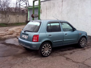 Nissan Micra foto 4