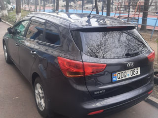 KIA Ceed foto 2