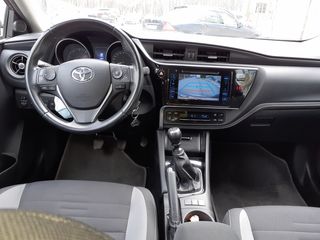 Toyota Auris foto 9