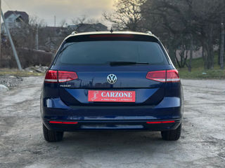 Volkswagen Passat foto 4