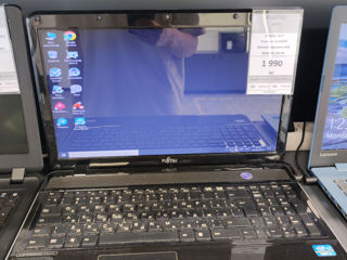 Hoутбук Fujitsu AH31