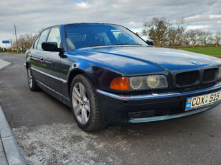 BMW 7 Series foto 4