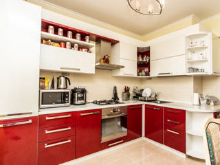 2-х комнатная квартира, 102 м², Центр, Кишинёв фото 8