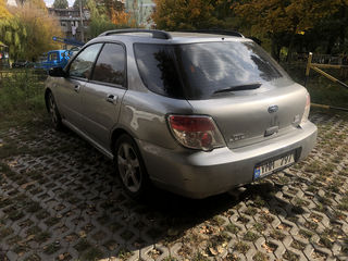 Subaru Impreza foto 7