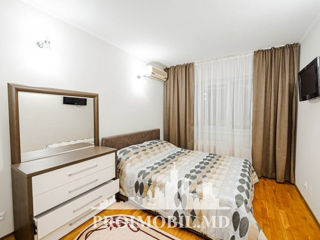 Apartament cu 2 camere, 119 m², Centru, Chișinău foto 4