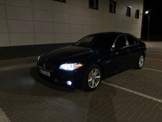 BMW 5 Series foto 1