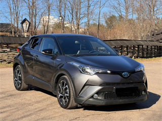 Toyota C-HR foto 3