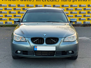 BMW 5 Series foto 2