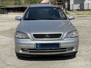 Opel Astra foto 2