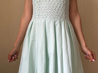 Продам женское нарядное  летнее платье-сарафан