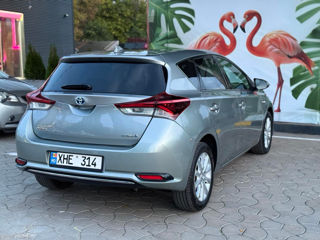 Toyota Auris foto 7