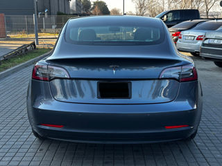 Tesla Model 3 foto 5