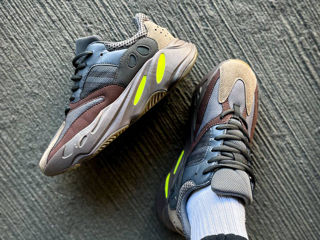 Adidas Yeezy Boost 700 Mauve Unisex foto 8